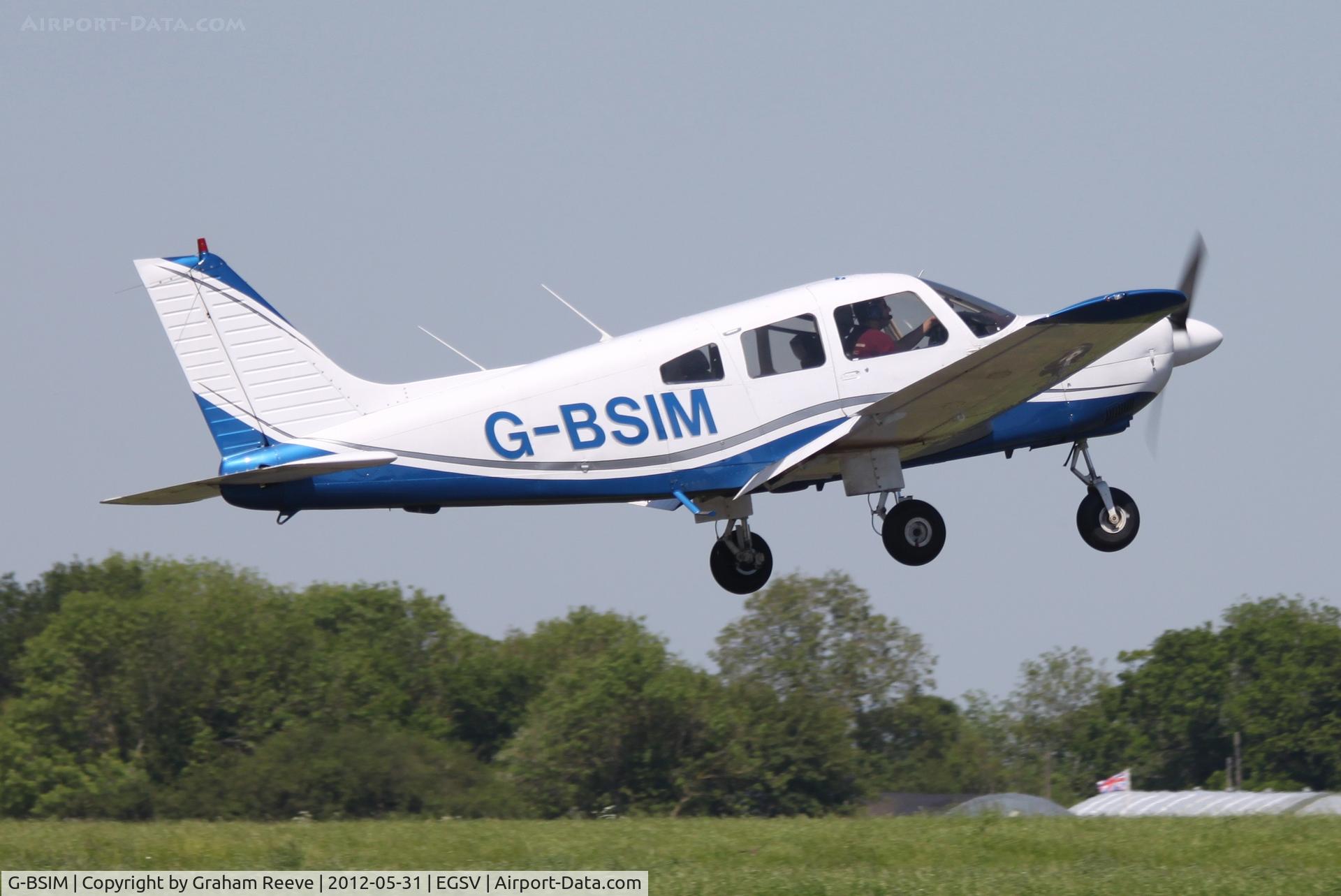 G-BSIM, 1986 Piper PA-28-181 Cherokee Archer II C/N 28-8690017, Departing.