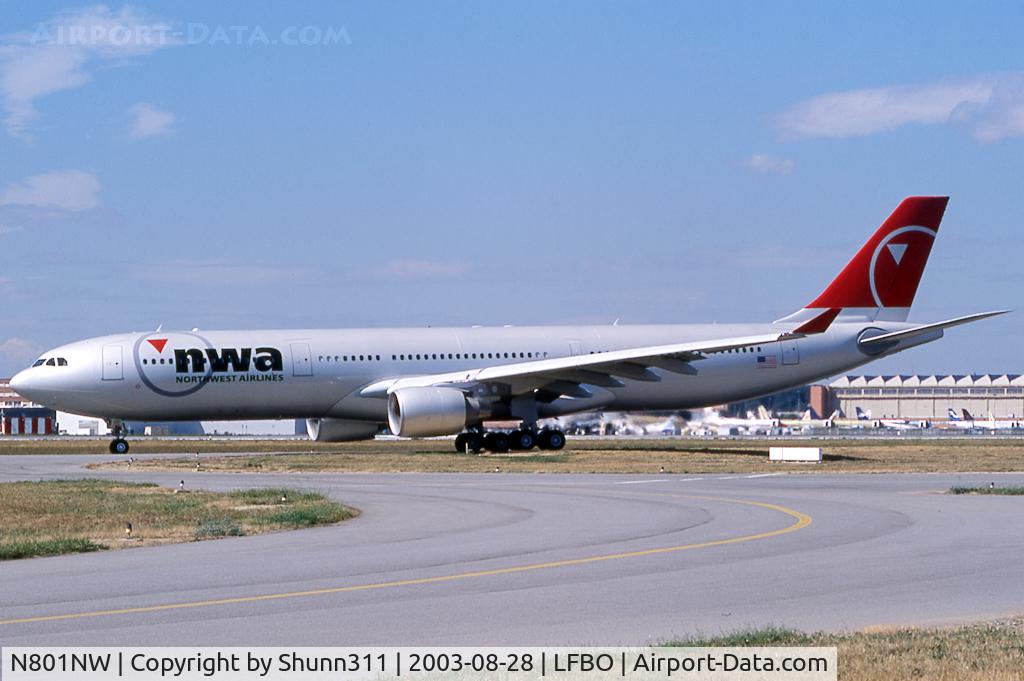 N801NW, 2003 Airbus A330-323 C/N 0524, Delivery day...