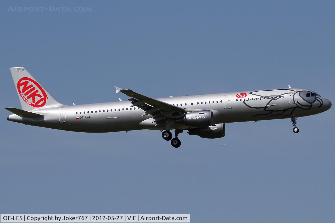 OE-LES, 2008 Airbus A321-211 C/N 3504, NIKI