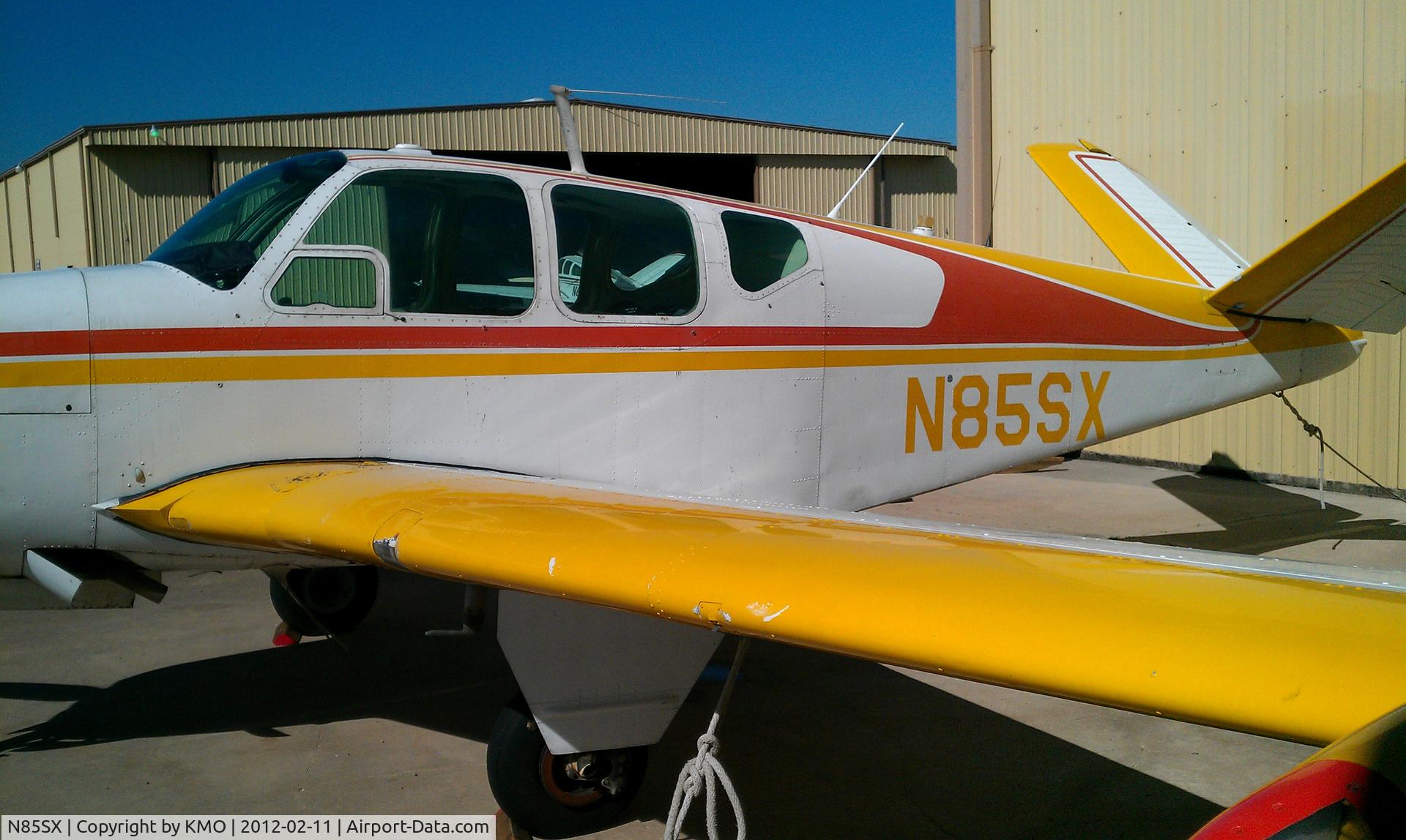 N85SX, 1958 Beech J35 Bonanza C/N D-5605, AXH 02/2012