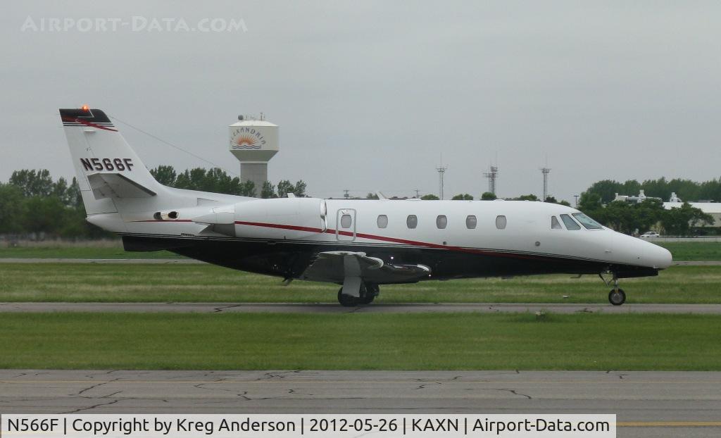 N566F, 2005 Cessna 560XLS Citation Excel C/N 560-5606, Cessna 560XL Citation Excel taxiing to the ramp.