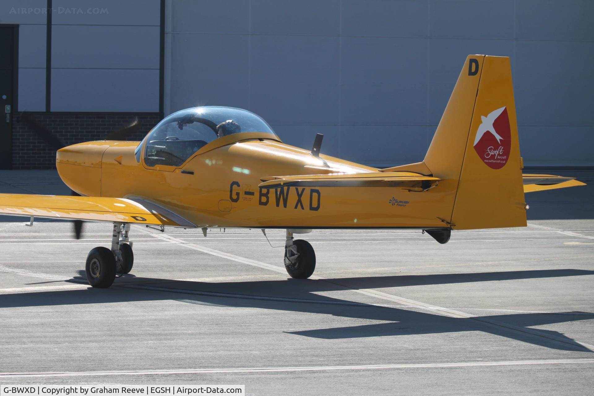 G-BWXD, 1996 Slingsby T-67M-260 Firefly C/N 2239, Just arrived.