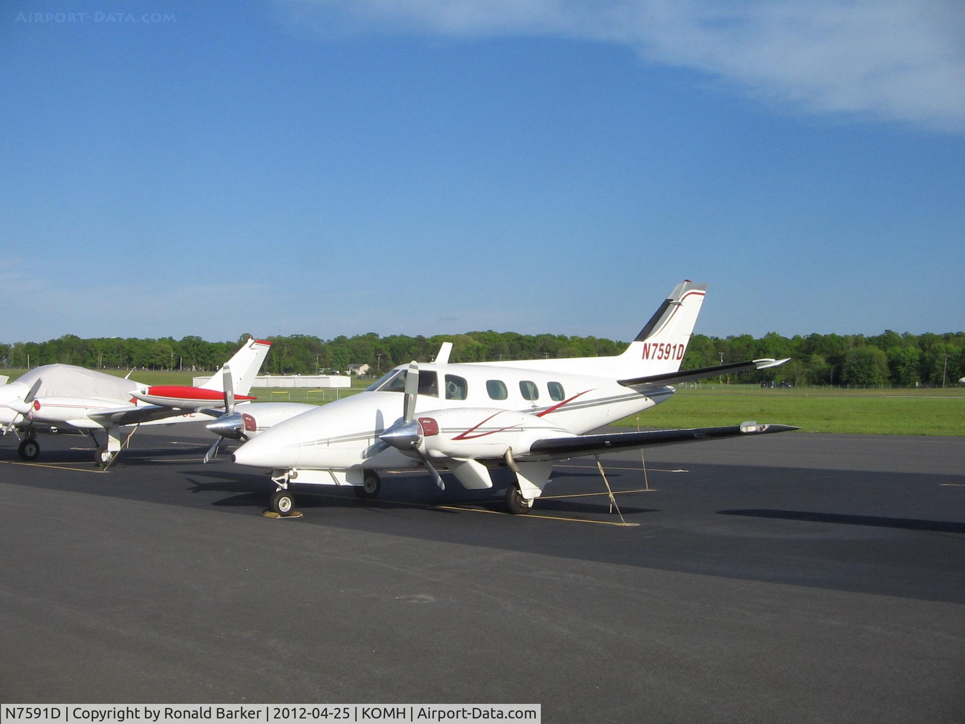 N7591D, 1971 Beech A60 Duke C/N P-171, Orange
