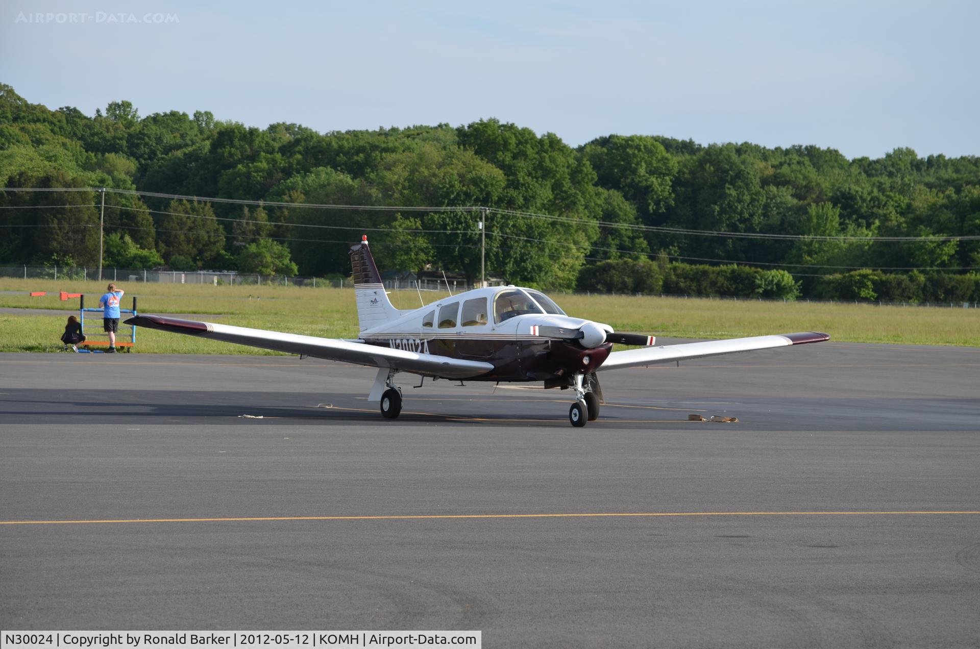 N30024, 1978 Piper PA-28R-201 Cherokee Arrow III C/N 28R-7837311, Orange