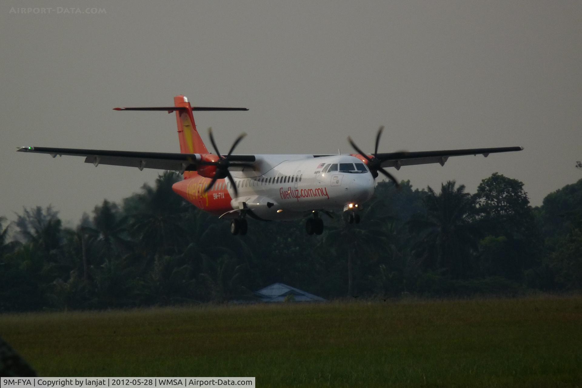 9M-FYA, 2008 ATR 72-212A C/N 812, Evening Touch Down