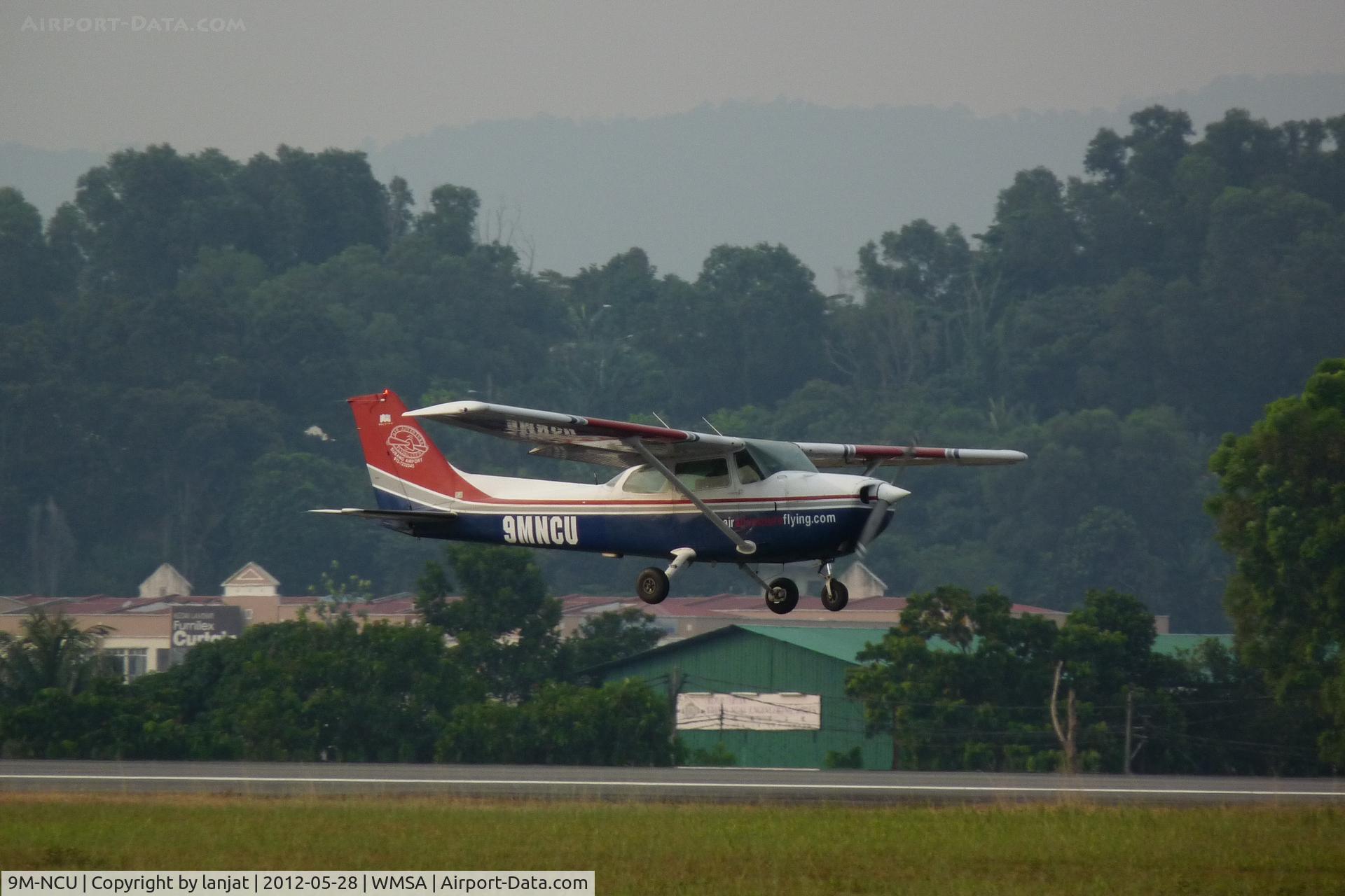 9M-NCU, 1985 Cessna 172P C/N 172-76417, Onward Touch Down