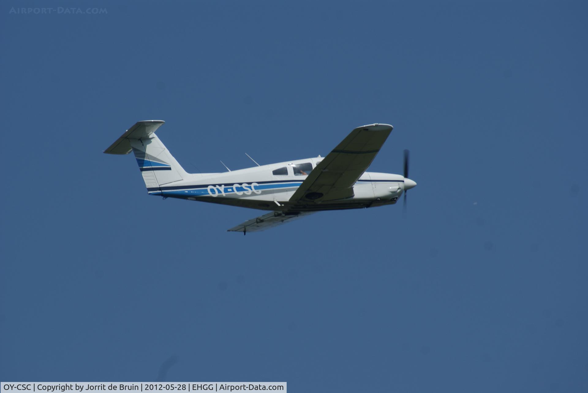OY-CSC, 1979 Piper PA-28R-201 Cherokee Arrow III C/N 28R-7918135, The Danish Piper left the airport of Eelde in the Netherlands by runway 05 after a sunny visit.