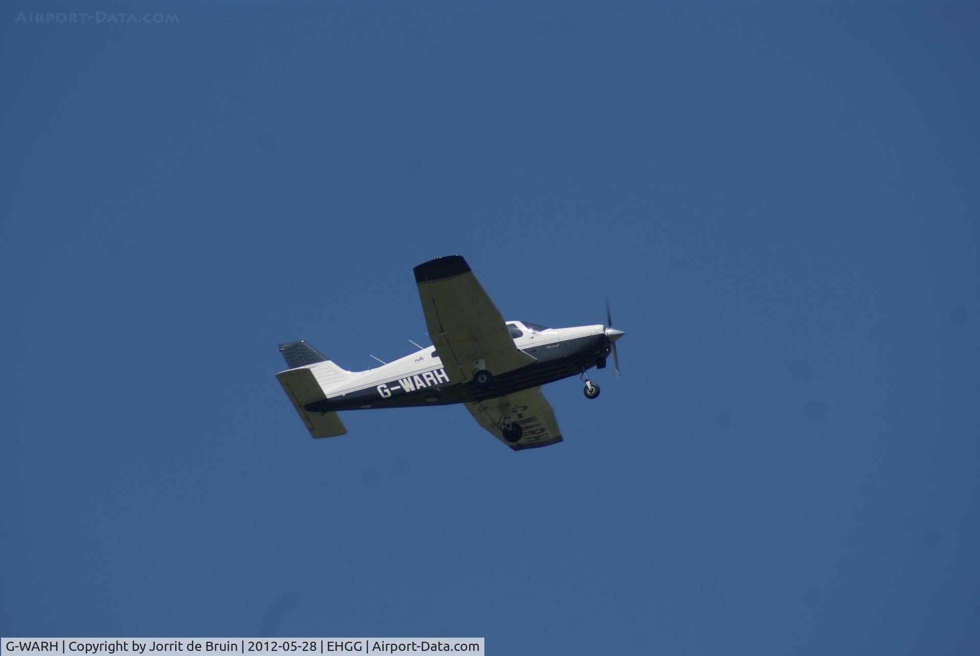 G-WARH, 1999 Piper PA-28-161 Cherokee Warrior III C/N 28-42063, The old English Piper was already airborne very quickly, so it was at a certain altitude to fly back to Lelystad (EHLE).