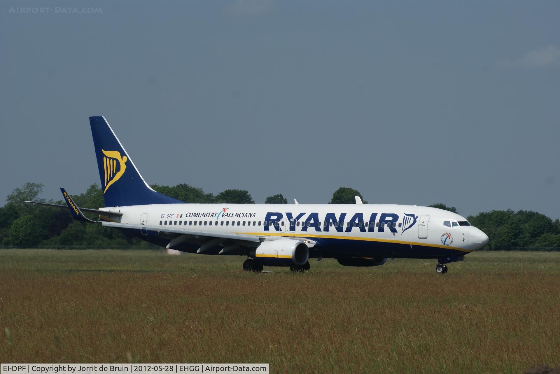 EI-DPF, 2007 Boeing 737-8AS C/N 33606, The Ryanair also reached Eelde Airport from a flight of the sunny Italy. But here in the Netherlands it was sunny as well, so a nice opportunity to take a good photograph!