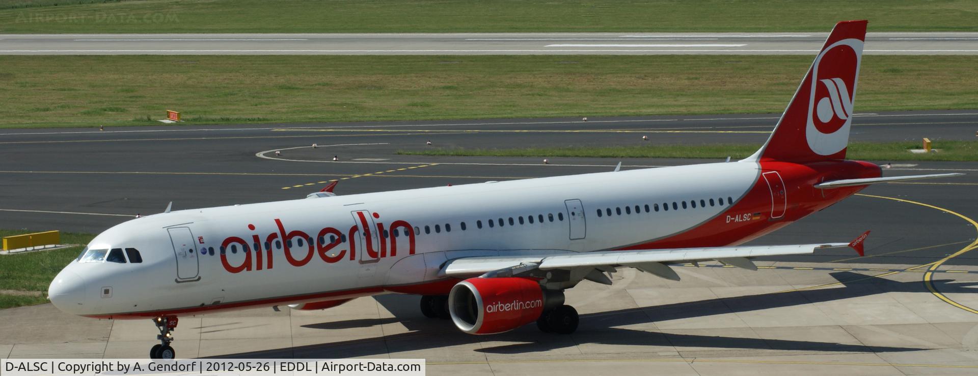 D-ALSC, 2003 Airbus A321-211 C/N 2005, Air Berlin, is taxiing to parking position at Düsseldorf Int´l (EDDL)