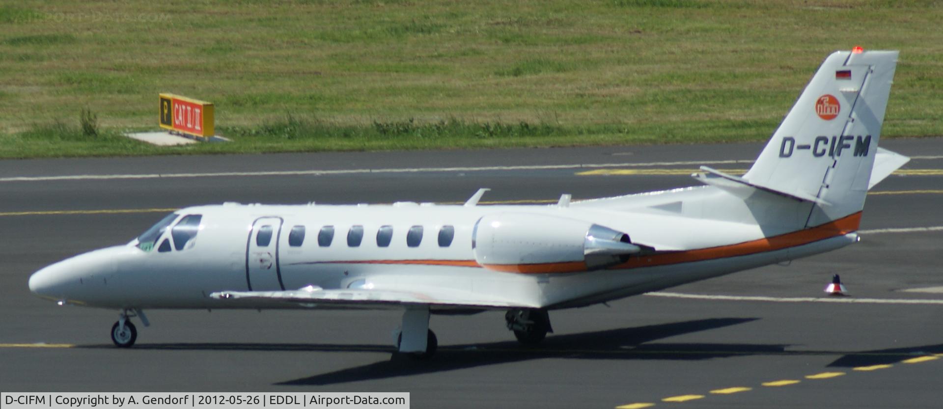 D-CIFM, 2009 Cessna 560 Citation Encore+ C/N 560-0814, Triple Alpha (untitled), is taxiing after landing at Düsseldorf Int´l (EDDL)