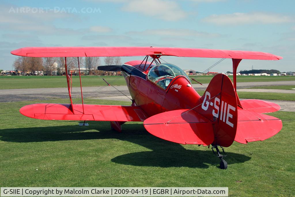 G-SIIE, 1984 Christen Pitts S-2B Special C/N 5057, Christen Pitts S-2B, Breighton Airfield, April 2009.