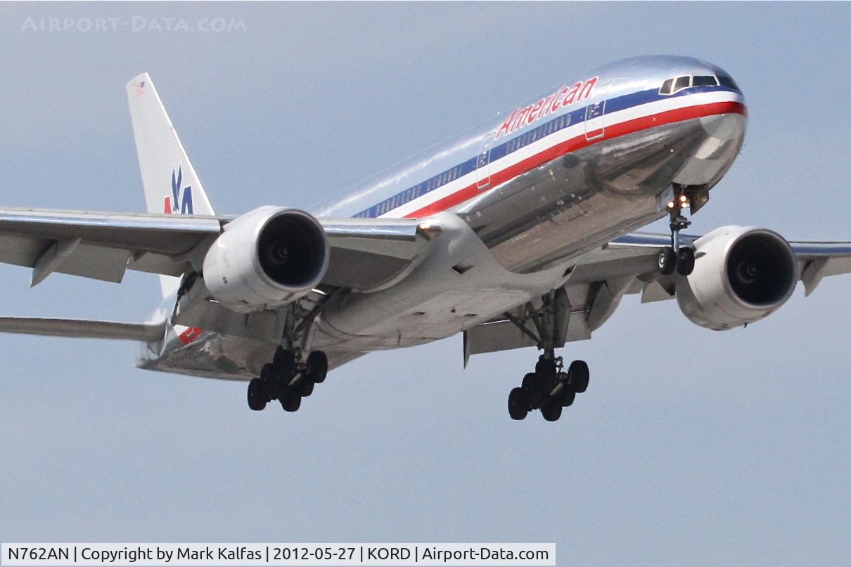 N762AN, 2002 Boeing 777-223 C/N 31479, American Airlines Boeing 777-223, AAL154 arriving from  Narita Int'l /RJAA, RWY 14R approach KORD.