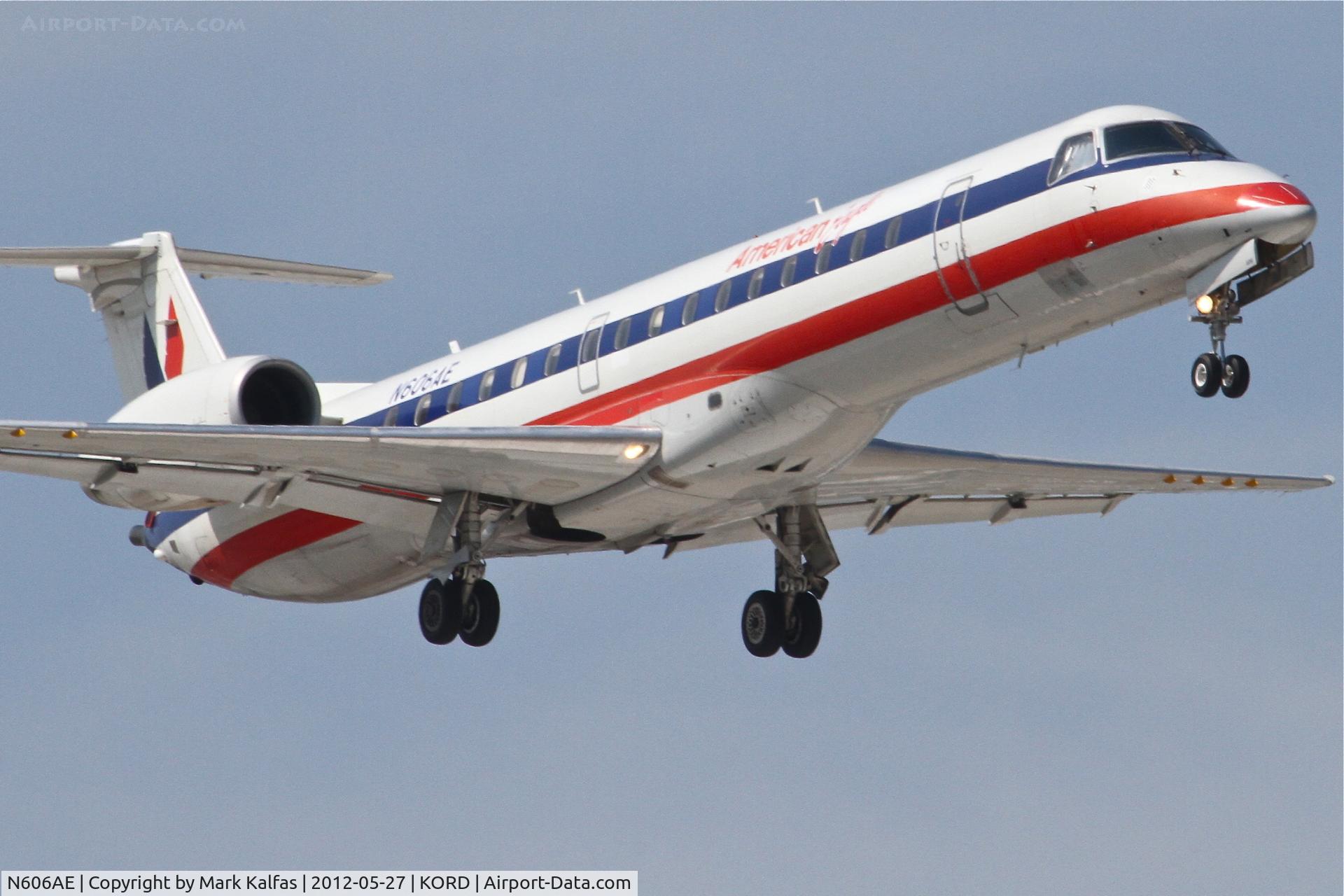 N606AE, 1998 Embraer ERJ-145LR (EMB-145LR) C/N 145062, American Eagle  Embraer EMB-145LR, EGF4276 arriving from Eppley Airfield /KOMA, RWY 14R approach KORD.