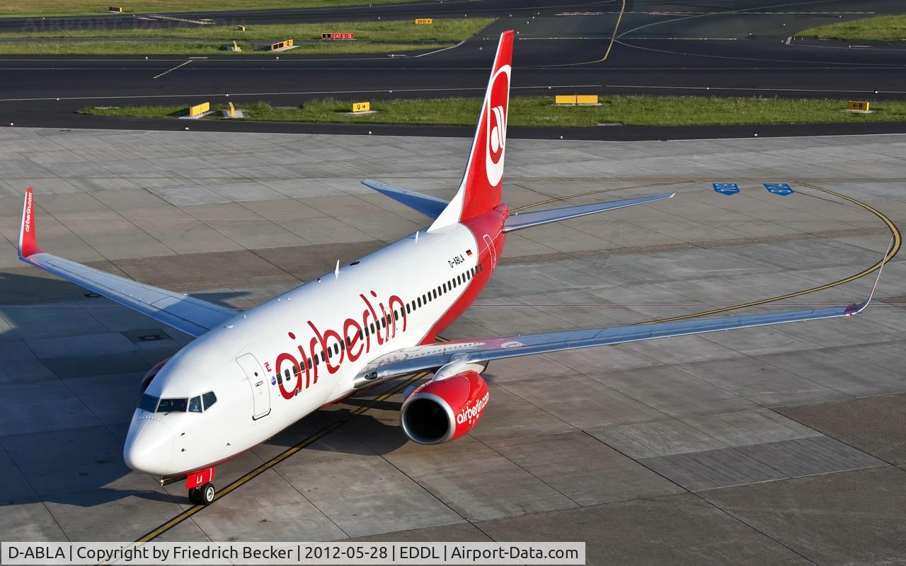 D-ABLA, 2007 Boeing 737-76J C/N 36114, early morning arrival at Düsseldorf