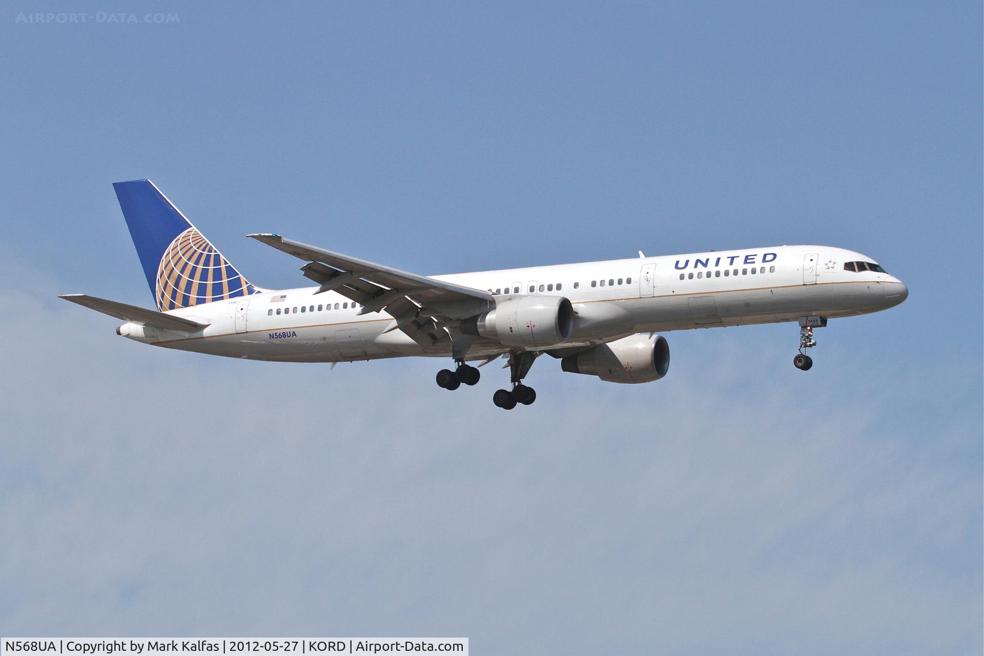 N568UA, 1992 Boeing 757-222 C/N 26674, United Airlines Boeing 757-222, UAL908 arriving from KDEN RWY 14R approach KORD.