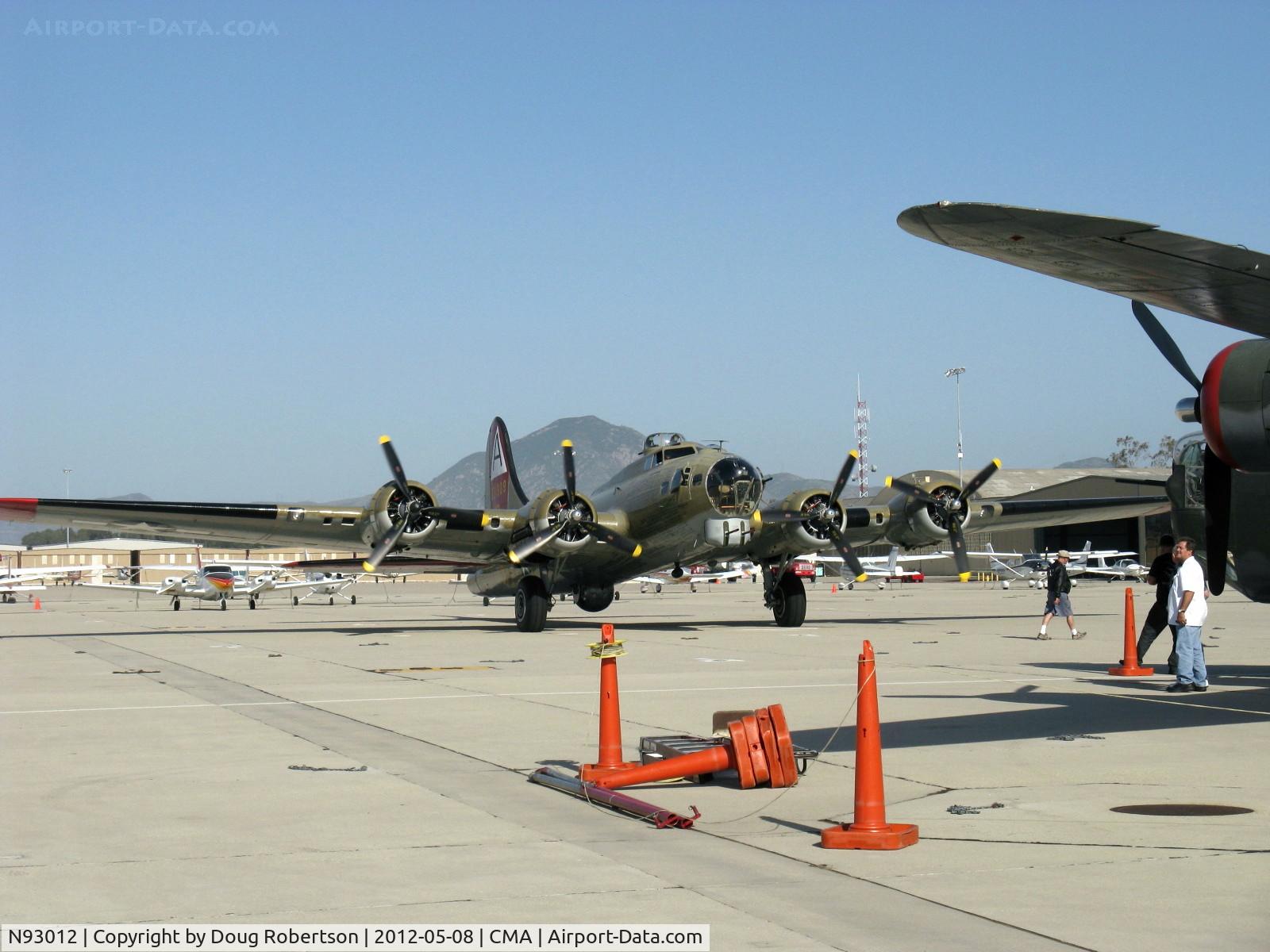 N93012, 1944 Boeing B-17G-30-BO Flying Fortress C/N 32264, 1944 Boeing B-17G FLYING FORTRESS 'Nine O Nine', four turbocharged Wright Cyclone R-1820-97 1,200 Hp each, engines start/warmup