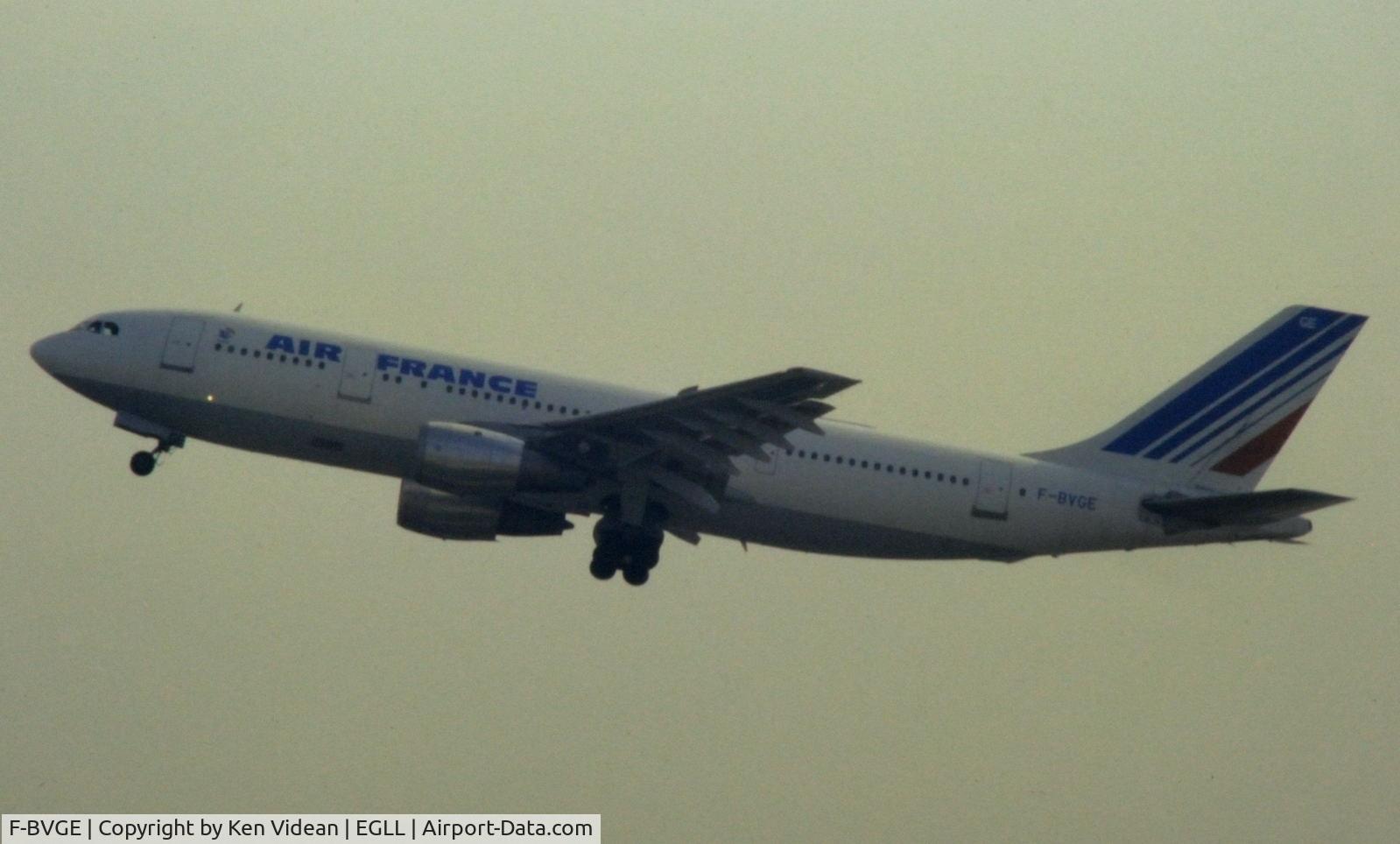 F-BVGE, 1975 Airbus A300B2-1C C/N 11, Just getting airborne from runway 10R