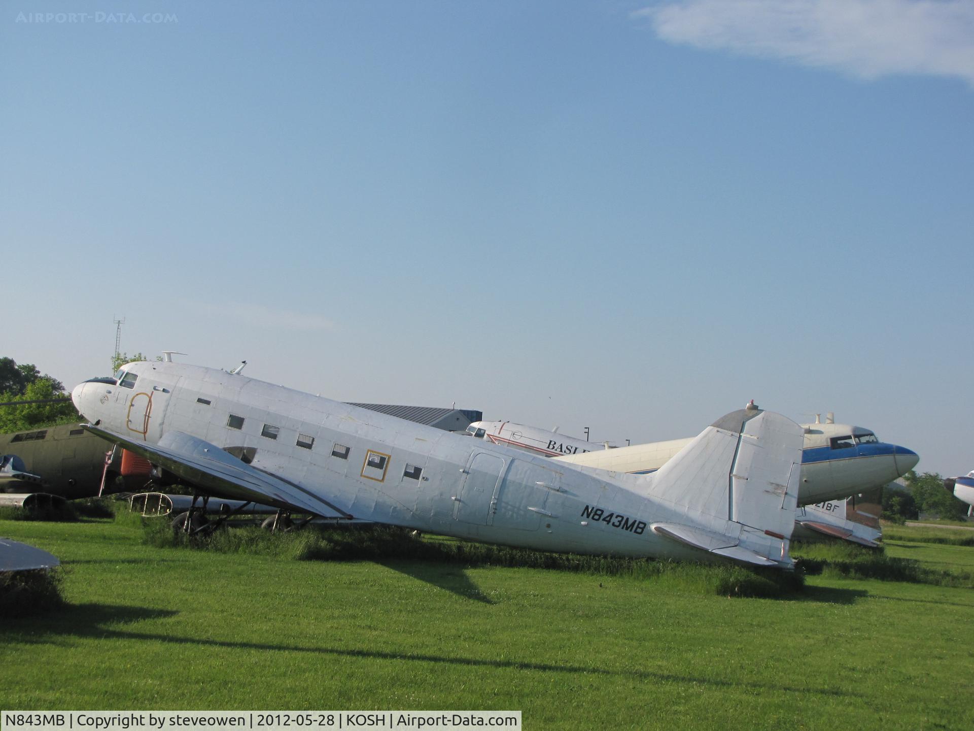 N843MB, 1942 Douglas DC-3 C/N 17218, stored @ Basler Turbo Conversions