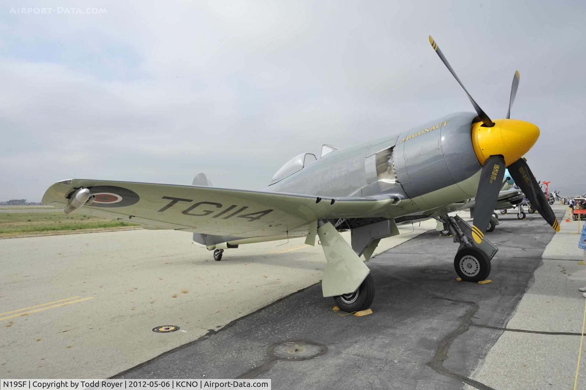 N19SF, 1947 Hawker Sea Fury FB.11 C/N 41H/656803, 2012 Chino Airshow