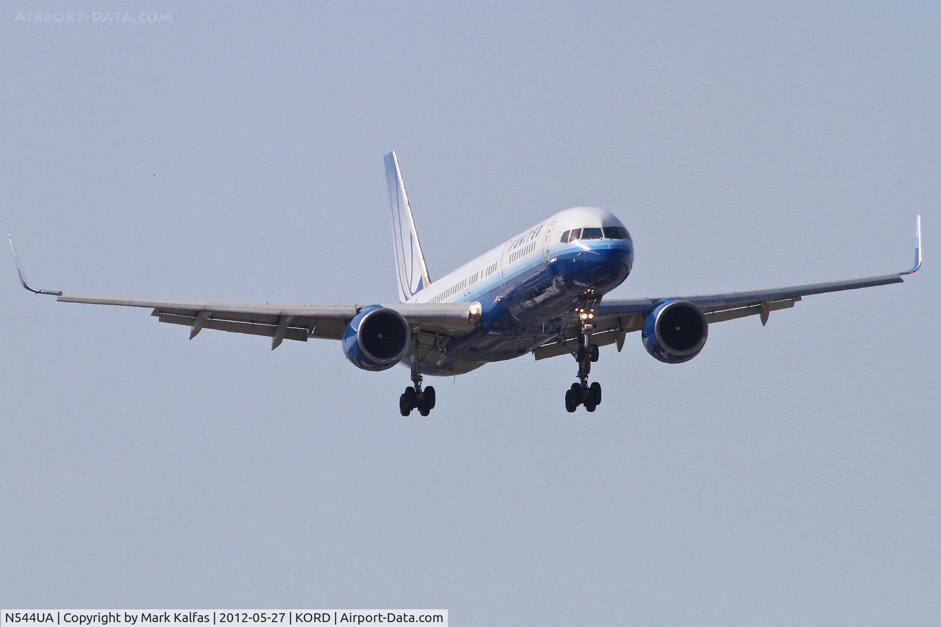 N544UA, 1991 Boeing 757-222 C/N 25322, United Airlines Boeing 757-222, UAL942 arriving from Los Angeles International Airport/KLAX, RWY 14R approach at Chicago's O'hare/KORD.