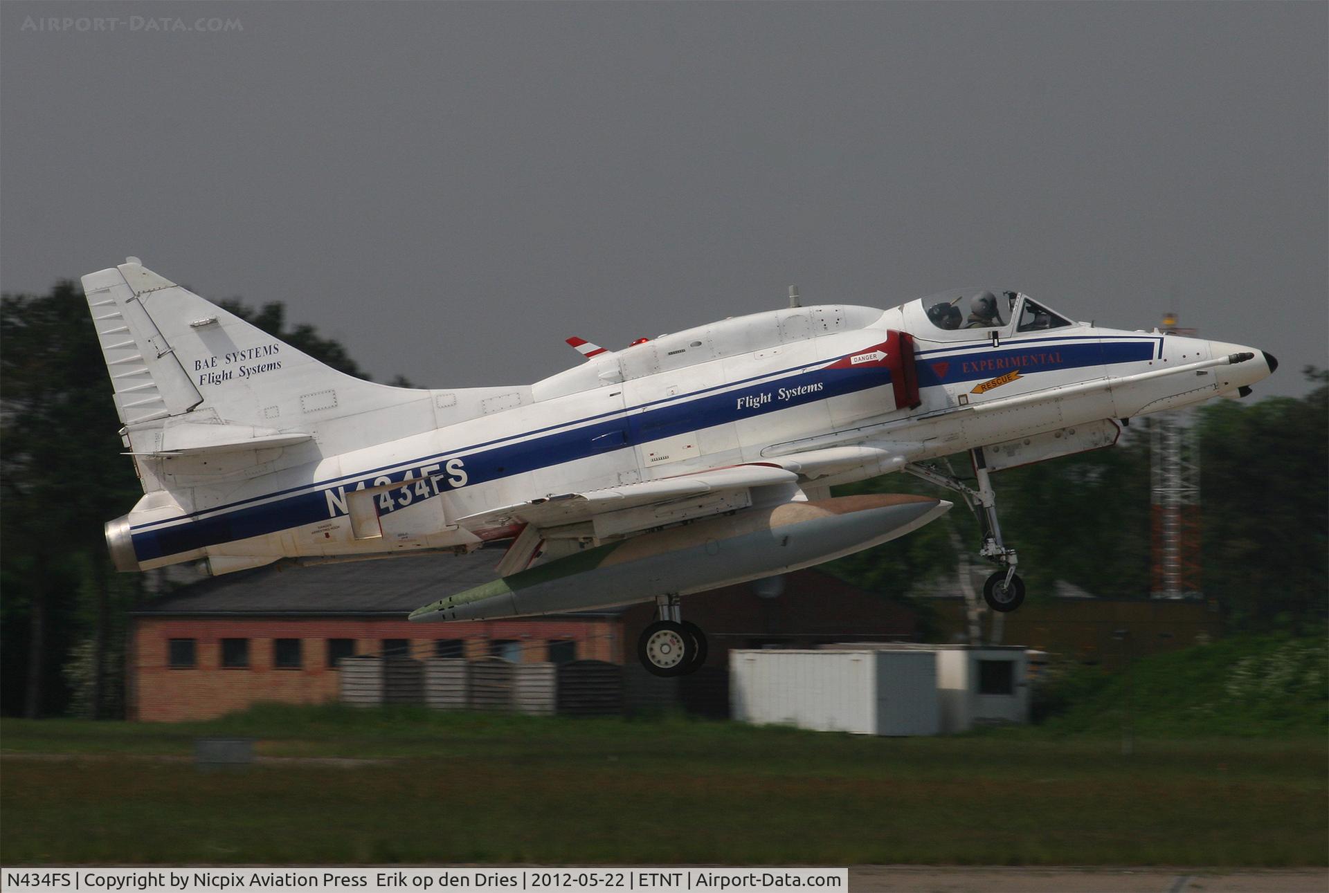 N434FS, 1972 Douglas A-4N Skyhawk C/N 14514, BAe Douglas A-4N Skyhawk N434FS returning to Wittmund AB.
