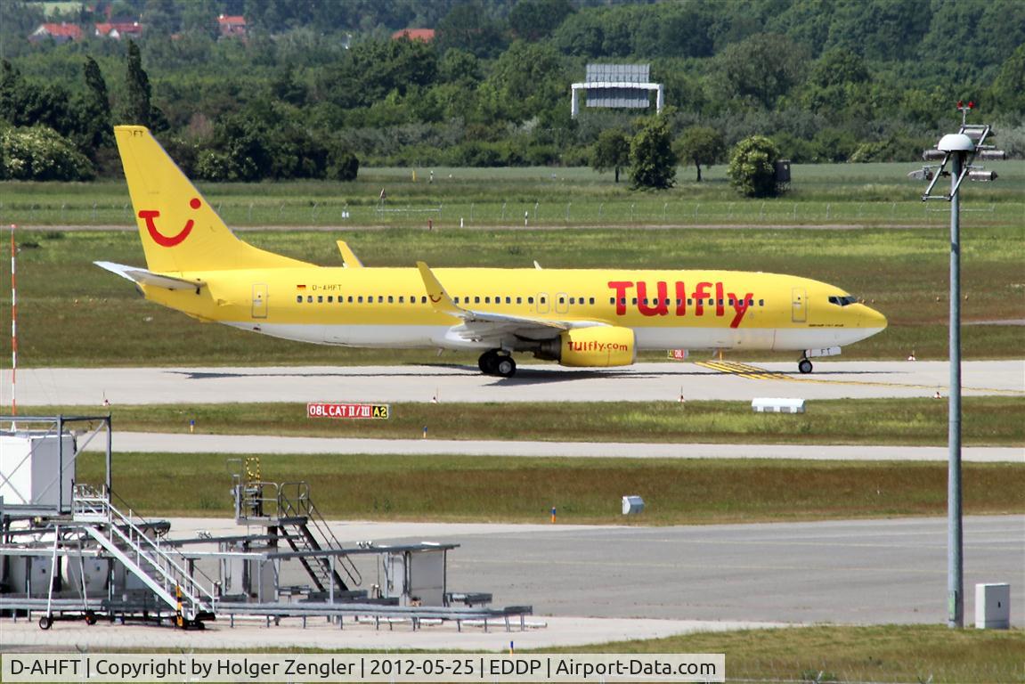 D-AHFT, 2000 Boeing 737-8K5 C/N 30413, Taxiing on A2 and expecting take-off on rwy 08L....