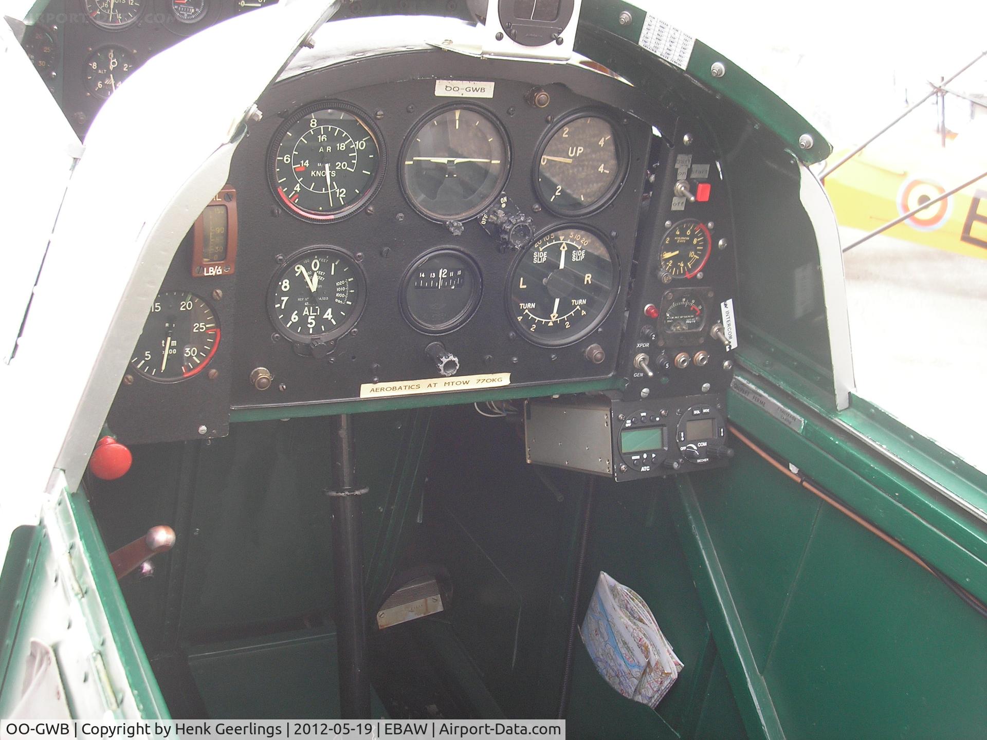 OO-GWB, 1951 Stampe-Vertongen SV-4B C/N 1171, Stampe Fly in 2012 , Deurne
Cockpit Stampe