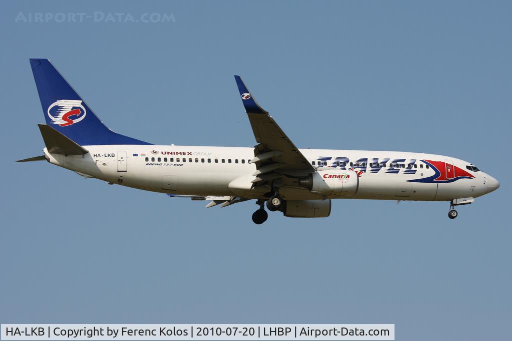 HA-LKB, 2004 Boeing 737-86Q C/N 30294, Ferihegy