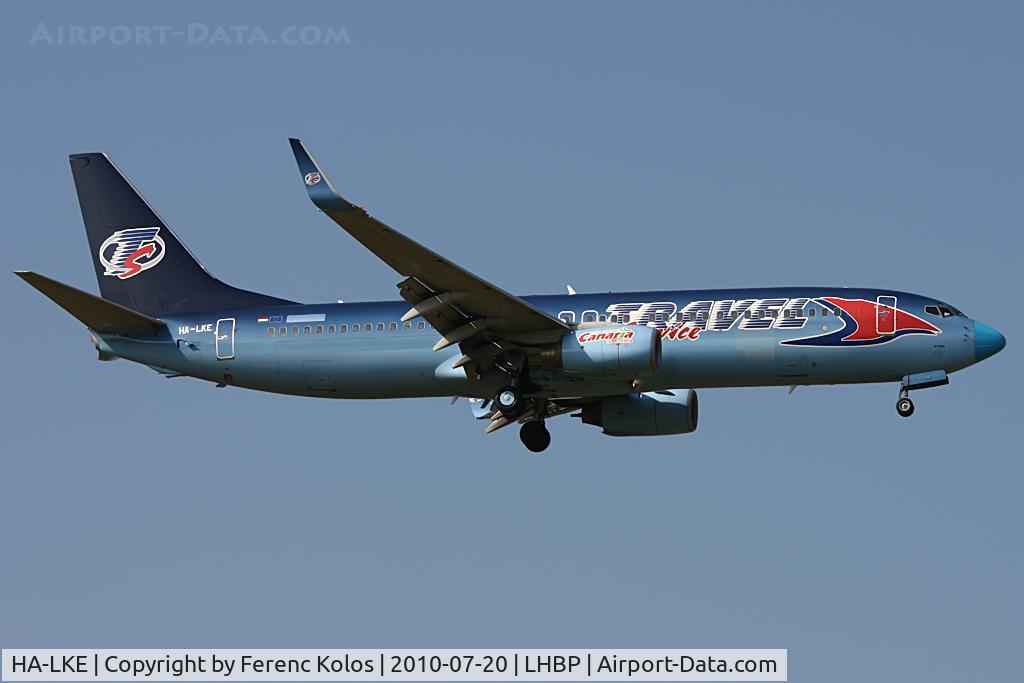 HA-LKE, 2001 Boeing 737-86Q C/N 30278, Ferihegy