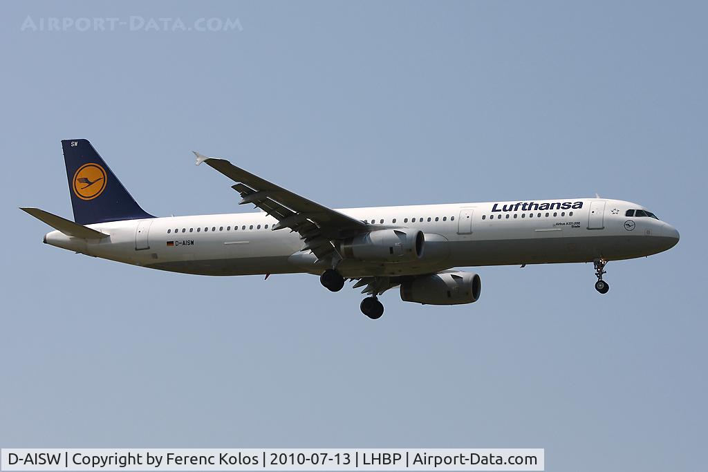 D-AISW, 2009 Airbus A321-231 C/N 4087, Ferihegy