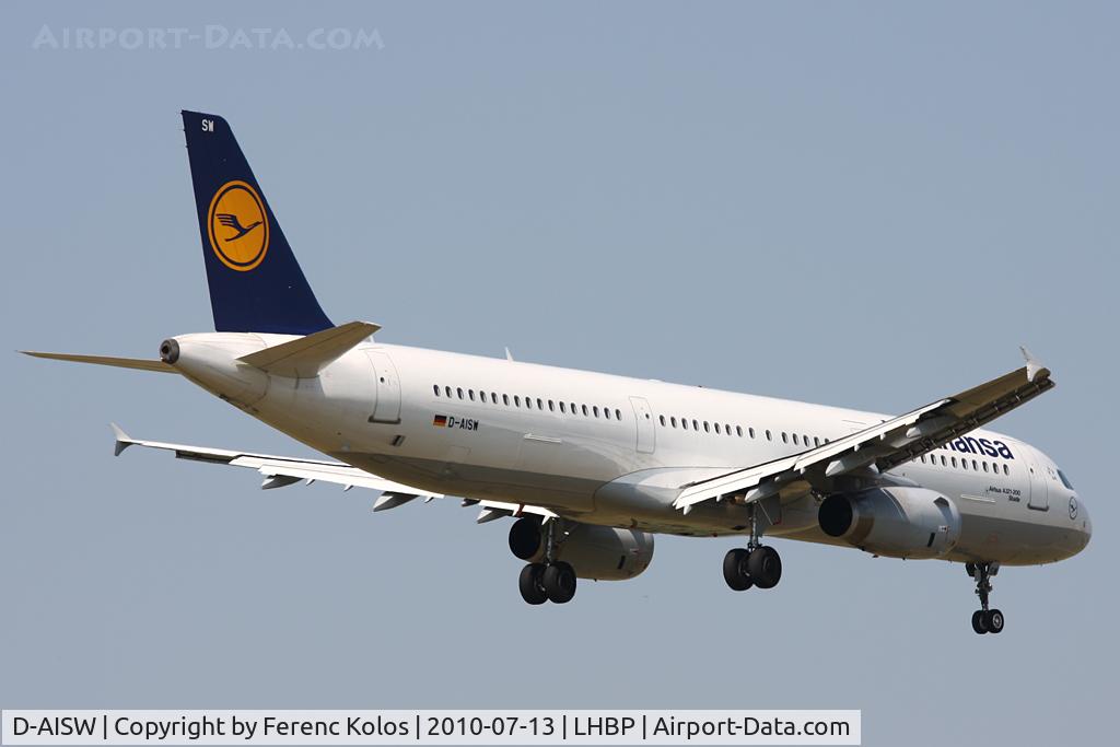 D-AISW, 2009 Airbus A321-231 C/N 4087, Ferihegy