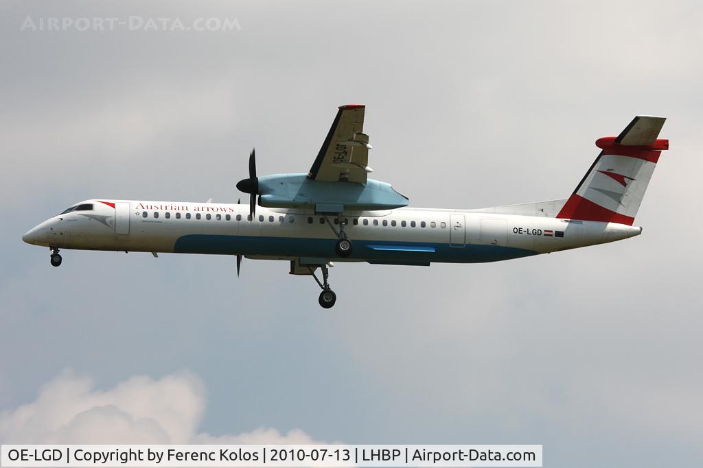 OE-LGD, 2000 De Havilland Canada DHC-8-402Q Dash 8 C/N 4027, Ferihegy