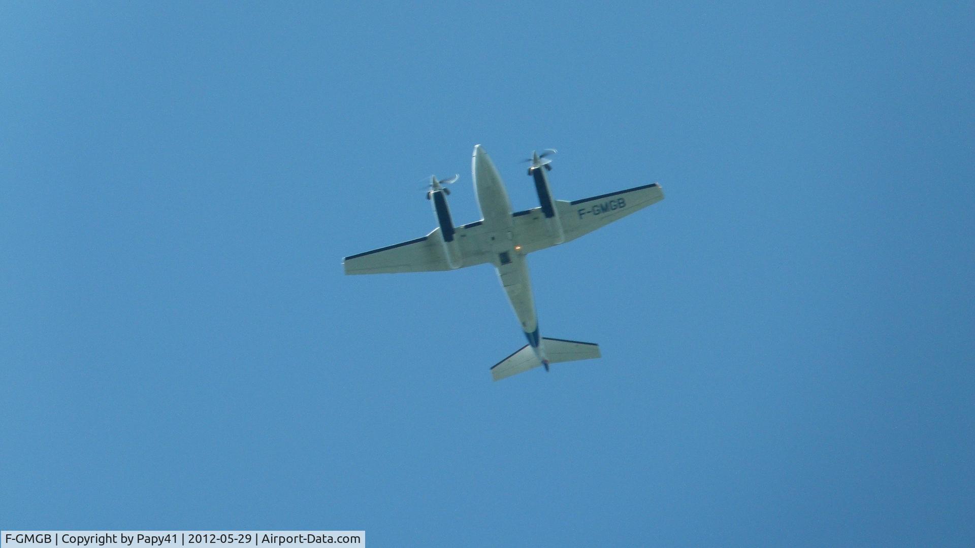 F-GMGB, 1990 Beech B200 King Air C/N BB-1390, F-GMGB (cn BB-1390) Used by french official mapping agency (IGN) in mission over St Hilaire la Gravelle -France.