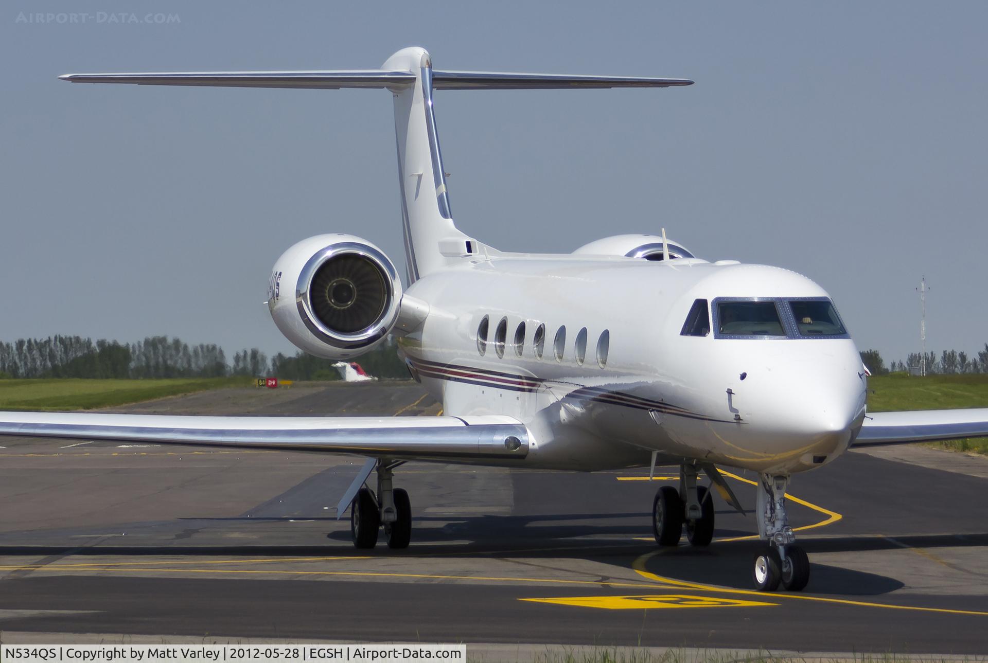 N534QS, 2006 Gulfstream Aerospace GV-SP (G550) C/N 5103, departing SaxonAir.
