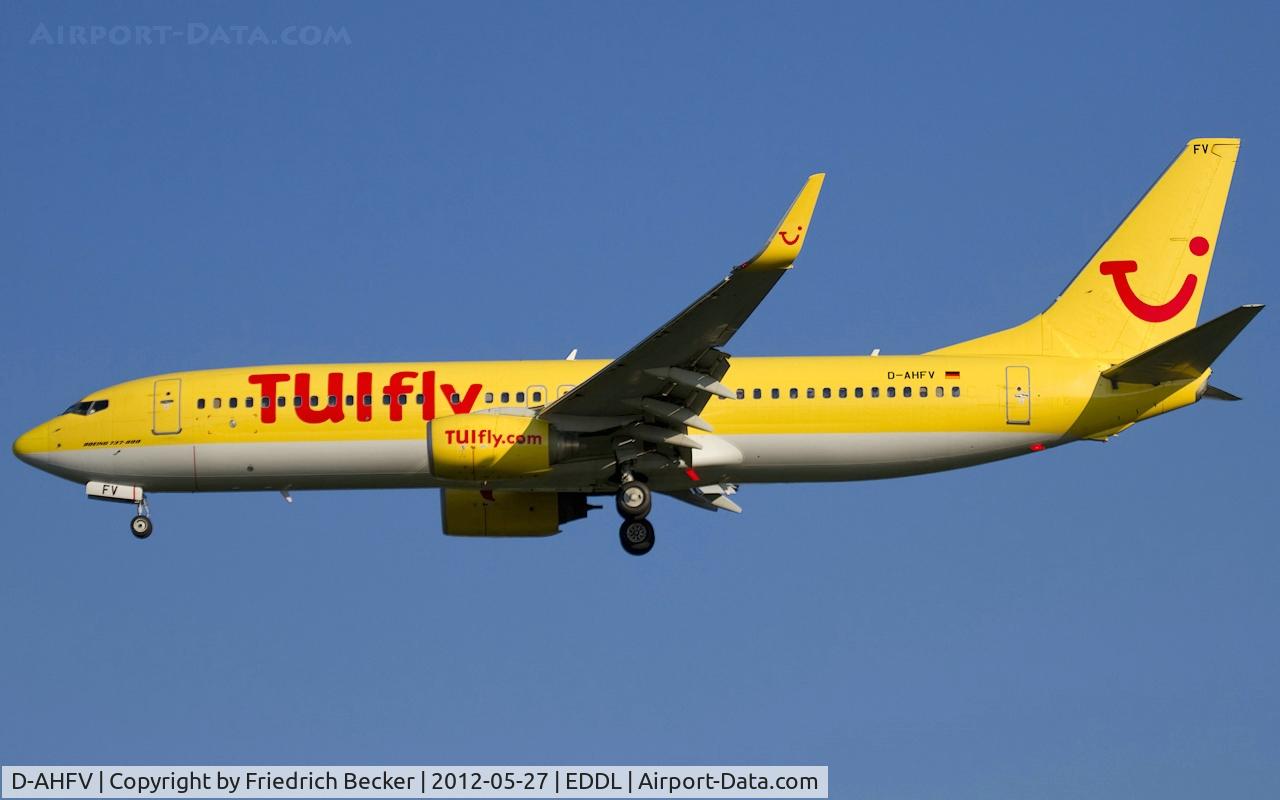 D-AHFV, 2000 Boeing 737-8K5 C/N 30415, on final RW05R