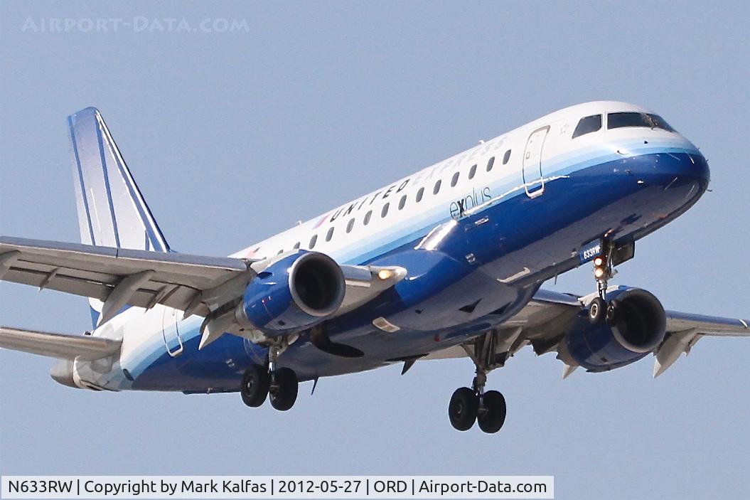 N633RW, 2004 Embraer 170SE (ERJ-170-100SE) C/N 17000054, Shuttle America/United Express Embraer ERJ-170SE, TCF3483 arriving from KSTL, RWY 14R approach KORD.