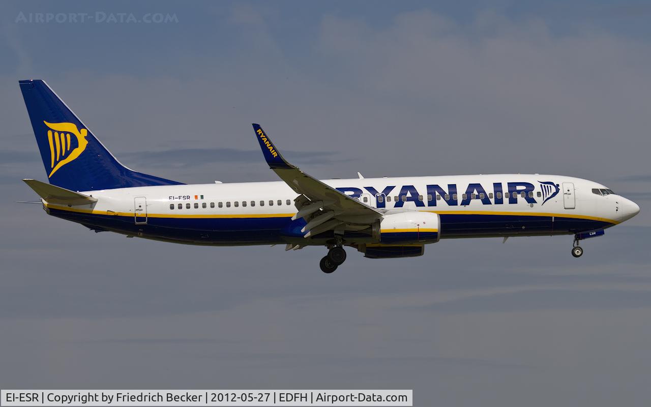 EI-ESR, 2011 Boeing 737-8AS C/N 34995, on final RW03