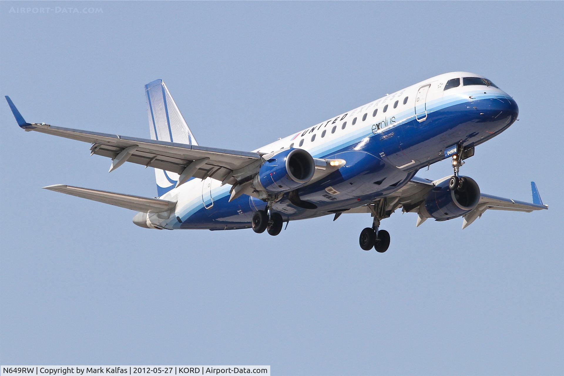 N649RW, 2005 Embraer 170SE (ERJ-170-100SE) C/N 17000070, Shuttle America/United Express Embraer ERJ-170SE, TCF3482 arriving from New Orleans Int'l /KMSY, RWY 14R approach KORD.