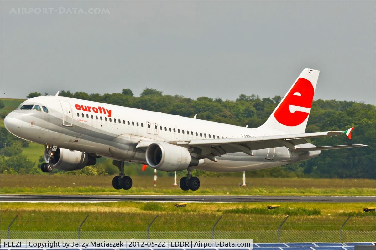 I-EEZF, 2003 Airbus A320-214 C/N 1983, Airbus A320-214