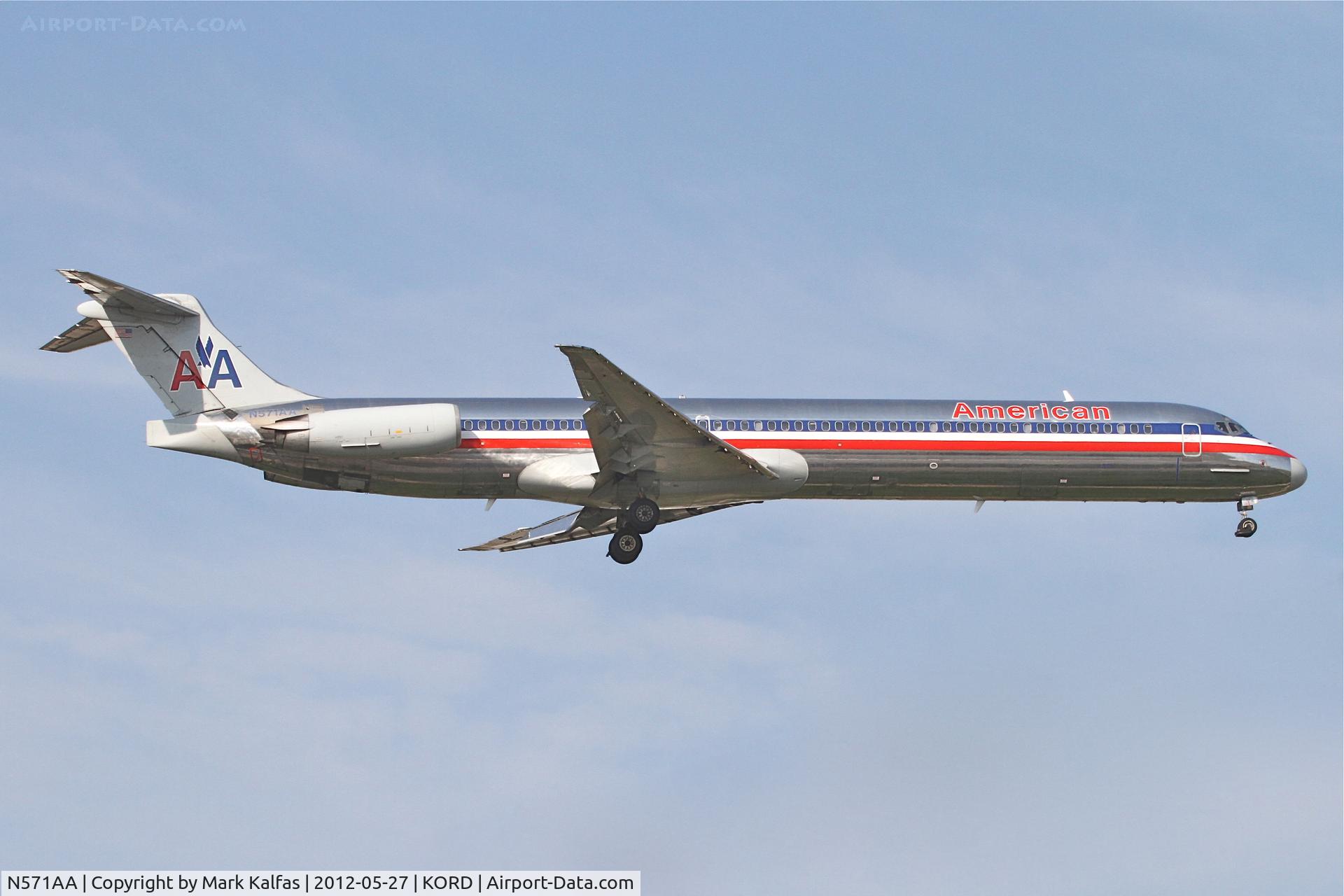 N571AA, 1987 McDonnell Douglas MD-83 (DC-9-83) C/N 49353, American Airlines Mcdonnell Douglas DC-9-83, AAL348 arriving from KLAS, RWY14R KORD.