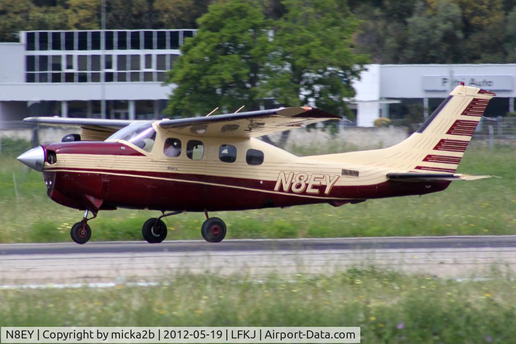 N8EY, 1985 Cessna P210R Pressurised Centurion C/N P21000850, Take off in 20