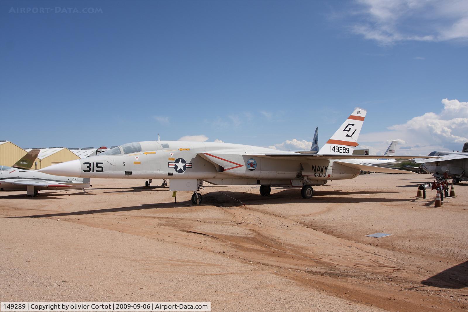 149289, 1962 North American RA-5C Vigilante C/N 269-24 (149289), Very rare aircraft in the western america...