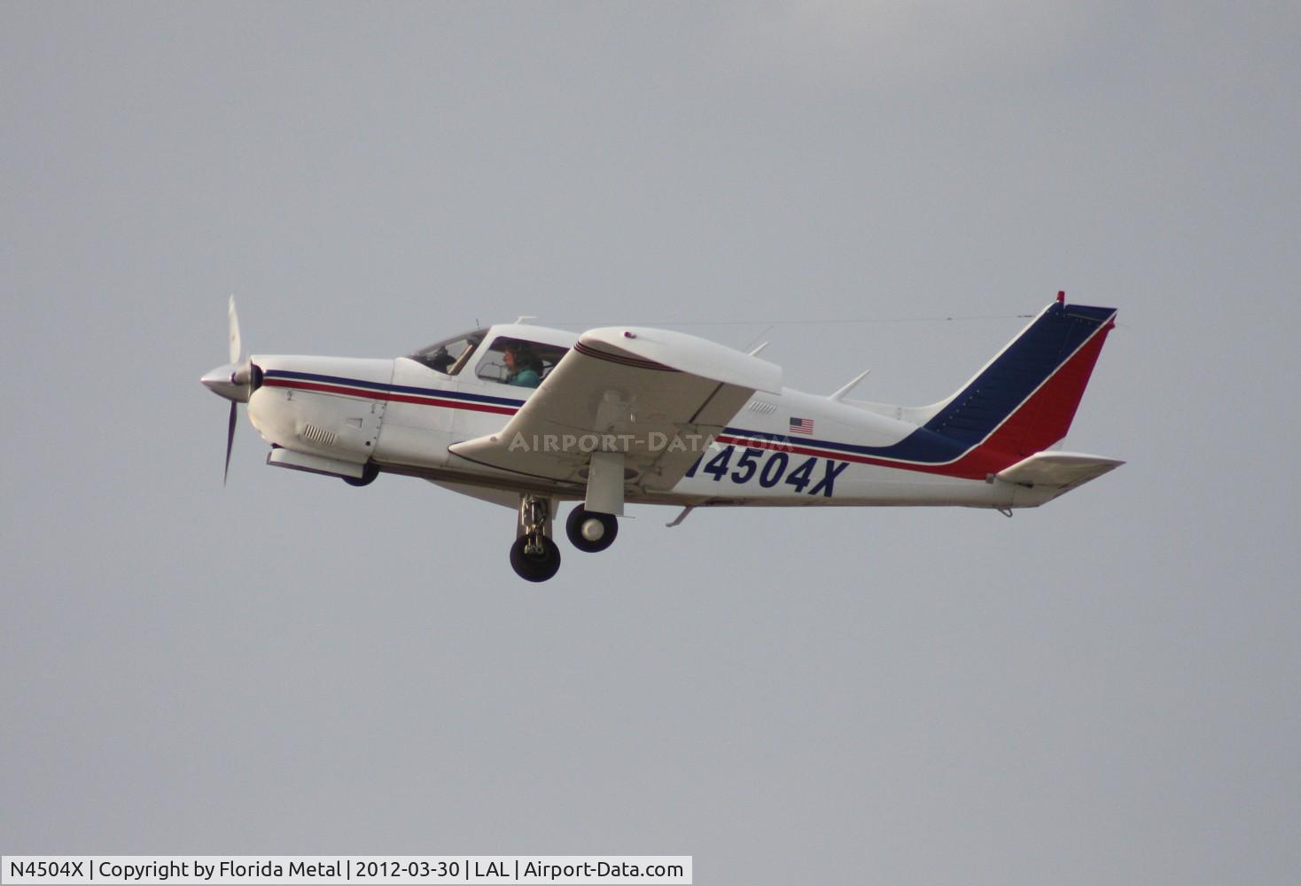 N4504X, 1975 Piper PA-28R-200 C/N 28R-7635065, PA-28R-200