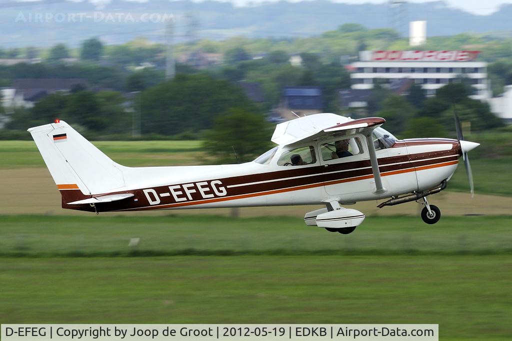 D-EFEG, Reims F172N II Skyhawk C/N F17201734, take off from Hangelar