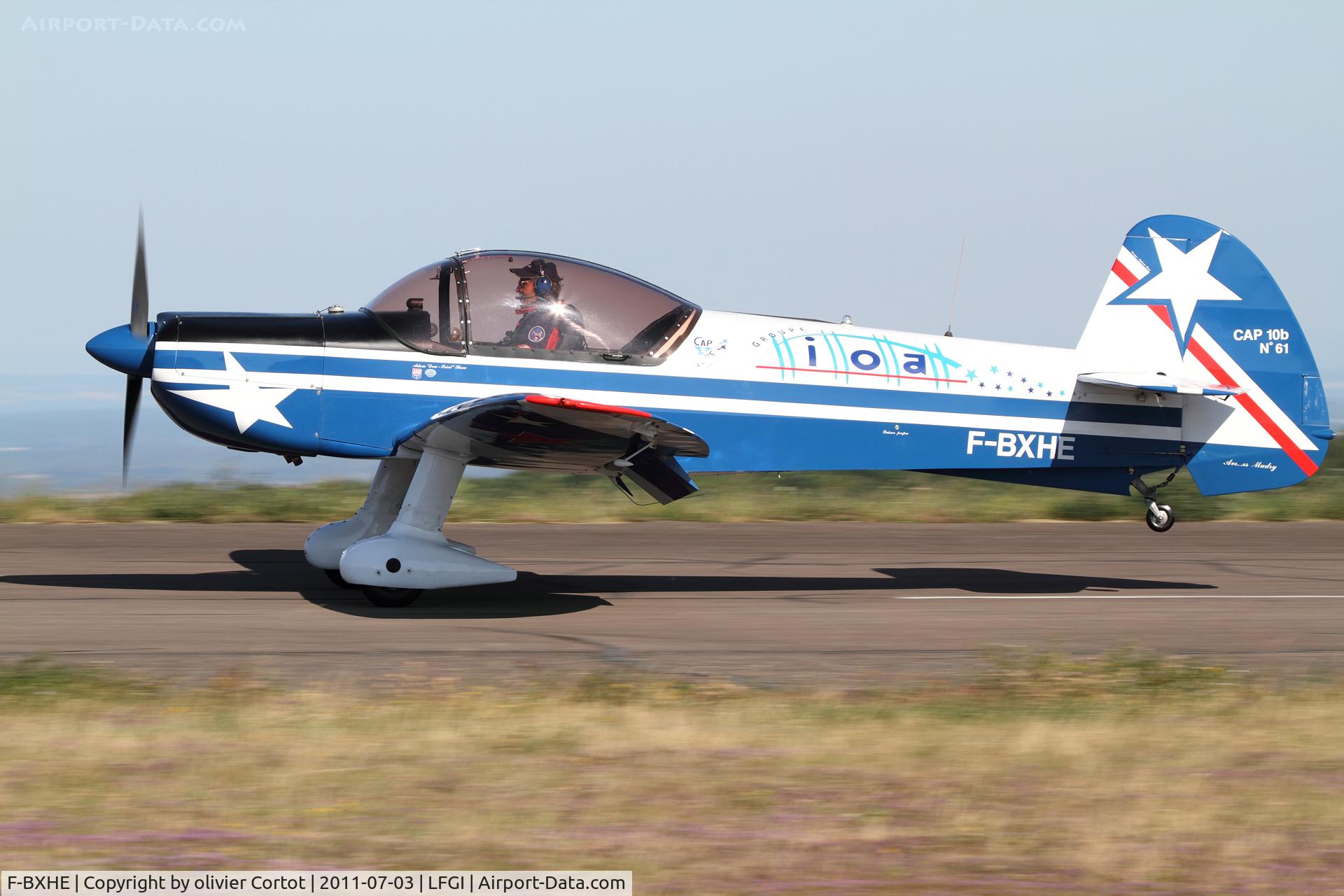 F-BXHE, Mudry CAP-10B C/N 61, taking off