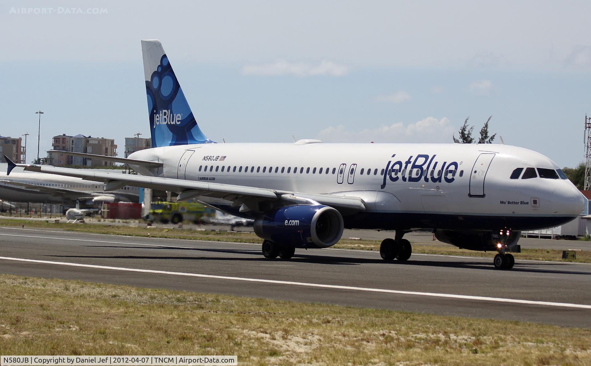 N580JB, 2003 Airbus A320-232 C/N 2136, N580JB