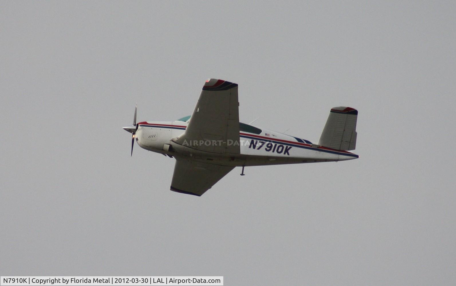 N7910K, 1964 Beech S35 Bonanza C/N D-7405, Beech S35