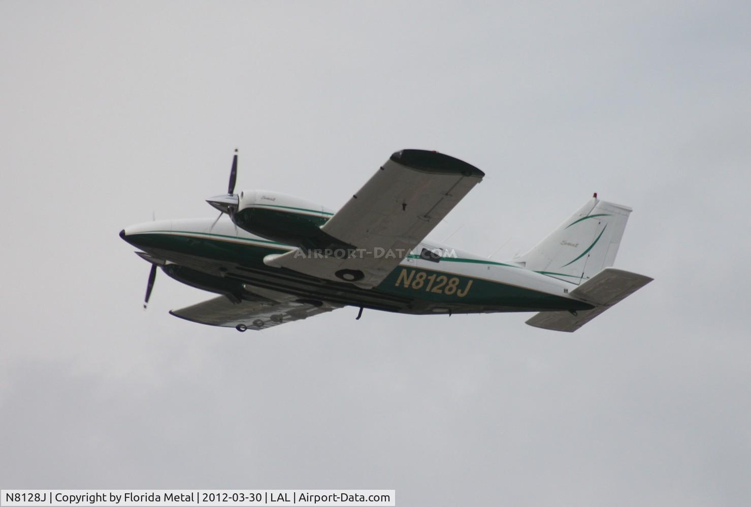 N8128J, 1979 Piper PA-34-200T C/N 34-8070036, PA-34-200T