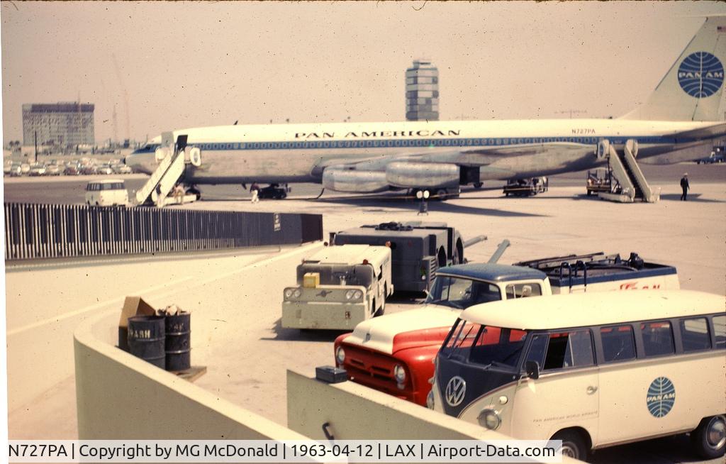 N727PA, 1960 Boeing 707-321 C/N 17605, This is from a set of color slides - believed to be a flight from LAX to Hawaii in April 1963 - some more pictures are here in my Flickr Set - http://www.flickr.com/photos/46064258@N08/sets/72157629749852882/with/7270815578/
